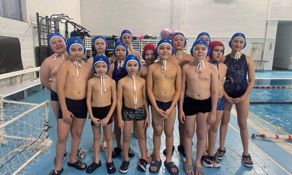 Две Сахалинские команды по водному поло отправились на турнир